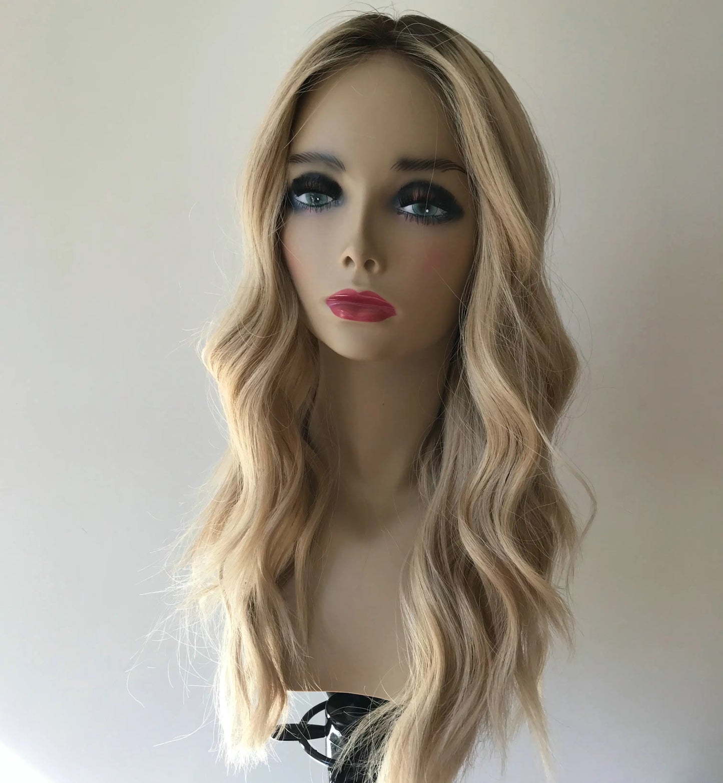 Silk Top Invisible Knots Brazilian Virgin Hair Brown Roots Blonde 360 Lace Front Wig
